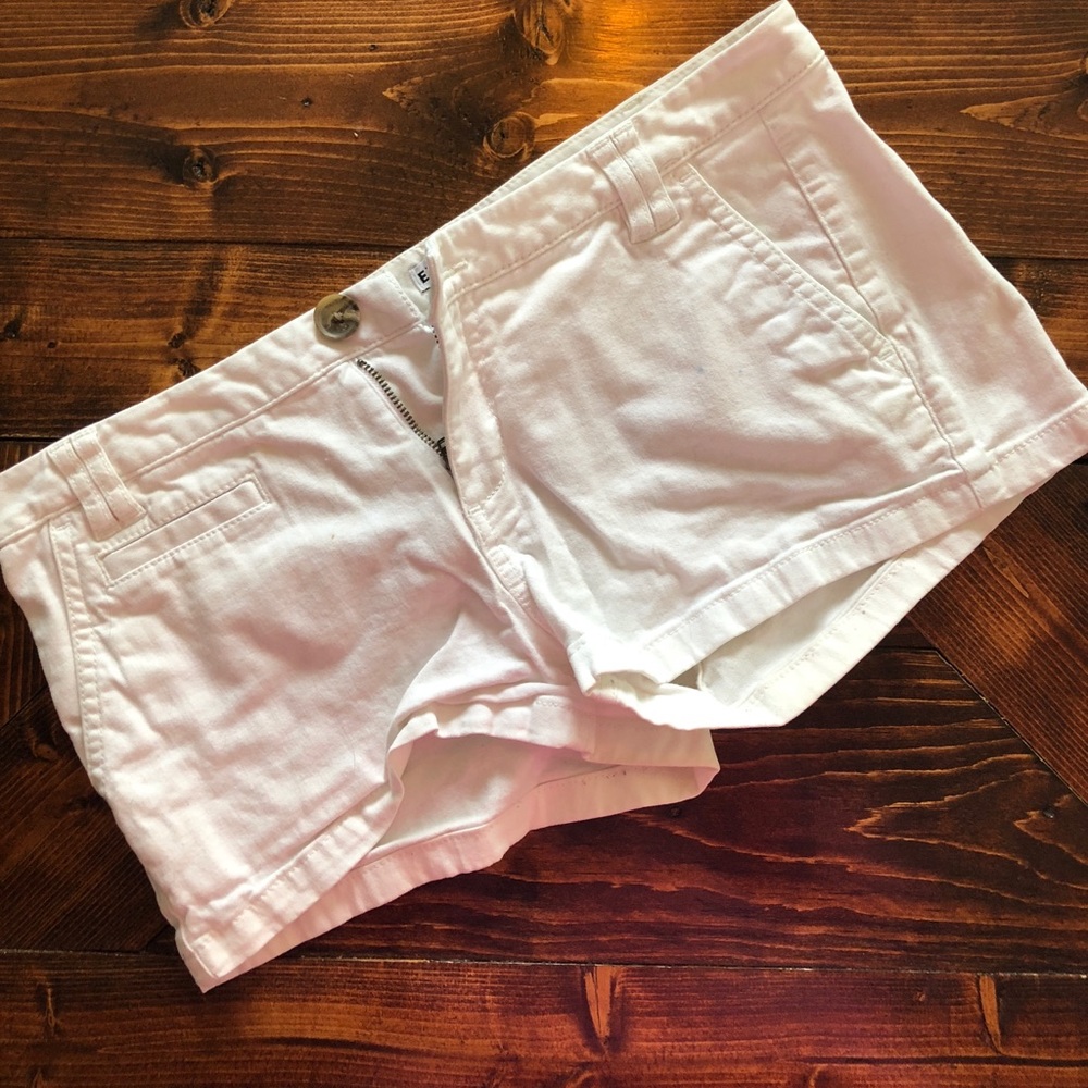 White express shorts